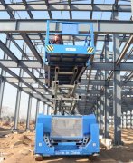 Vehicle scissor lift-electrical components protection